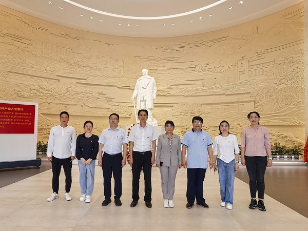 1.4.2 在任弼时纪念馆学习_20260530.jpg